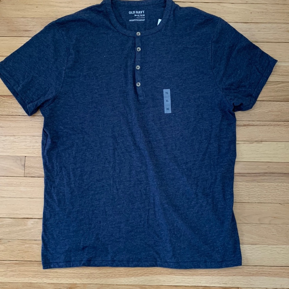 NWT Old Navy T-shirt SZ XL